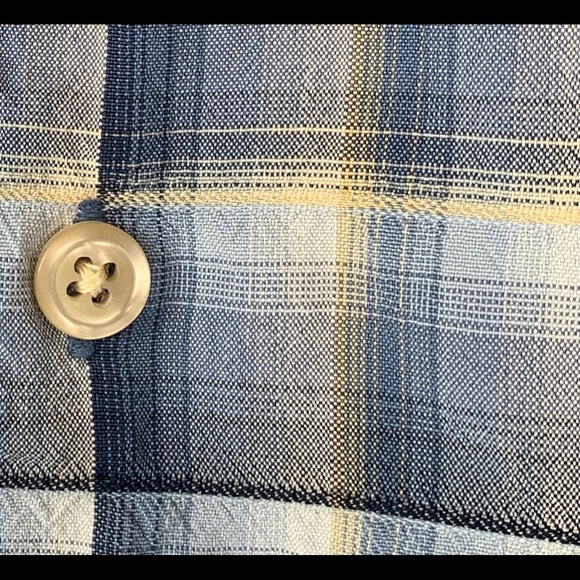 Tommy Bahama Men’s Large Hawaiian Shirt - Picture 4 of 11